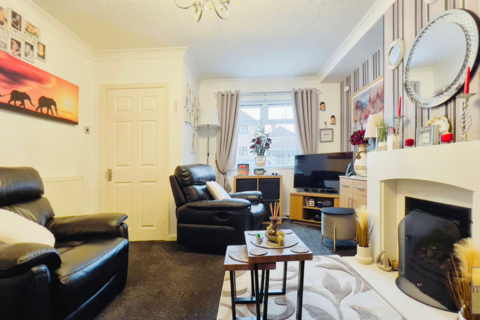 3 bedroom semi-detached house for sale, Queensdale Crescent, Knowle Park, Bristol, BS4 2TS