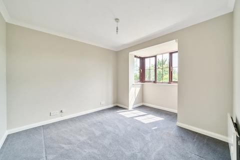 2 bedroom apartment for sale, Coombe Court, Sevenoaks TN14