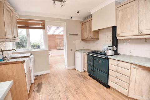 47 The Street, Motcombe, Shaftesbury, SP7 9PF