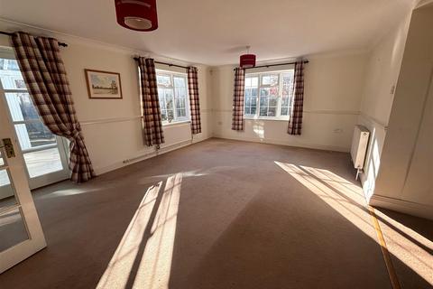 3 bedroom semi-detached house for sale, The Street, Motcombe, Shaftesbury