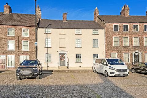 10 North End, Bedale, DL8 1AB