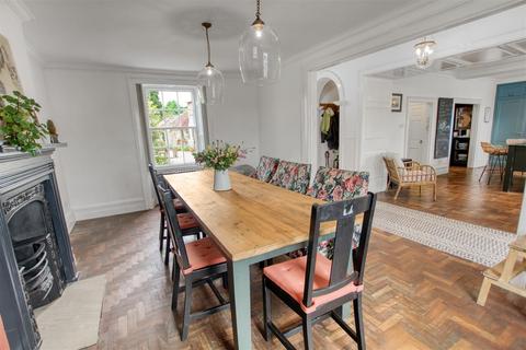 10 North End, Bedale, DL8 1AB