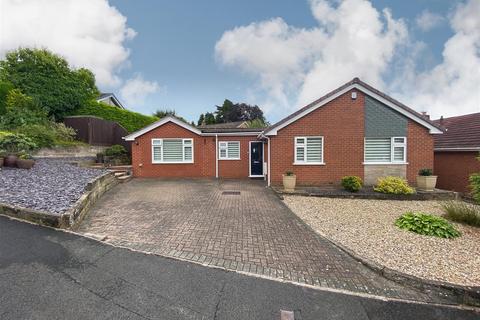 3 bedroom detached bungalow for sale, Fernhurst Close, Stone