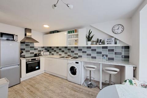 2 bedroom flat for sale, Flat 11 Lecanvey, Erdington, Birmingham