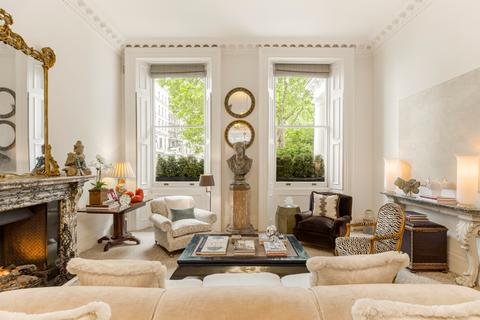 3 bedroom apartment for sale, Queen's Gate Gardens, London SW7