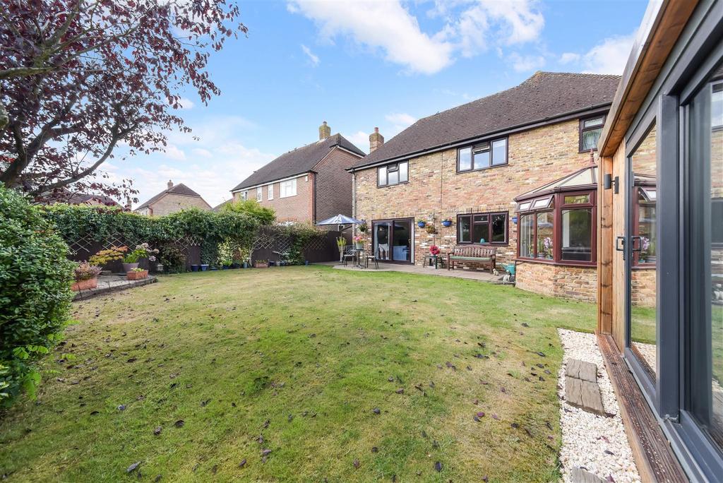 CULLERNE CLOSE- (18).jpg