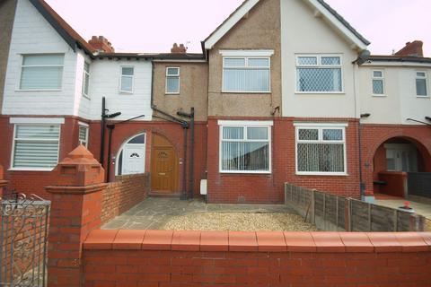 3 bedroom terraced house to rent, St. Davids Road North, Lytham St. Annes FY8