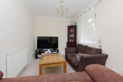 2 bedroom ground floor flat for sale, The Beeches, Andover, Andover, SP10