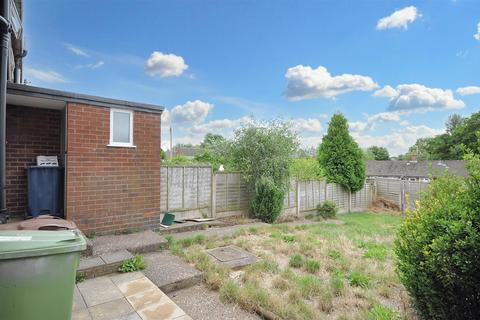 3 bedroom end of terrace house for sale, Priory Road, Stone