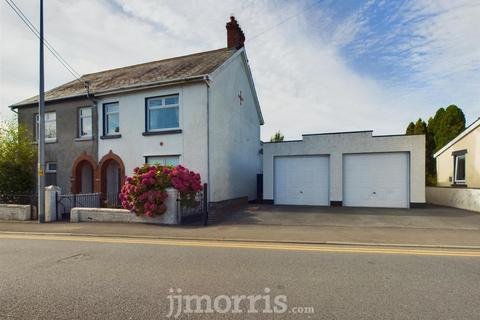 4 bedroom semi-detached house for sale, Spring Gardens, Whitland