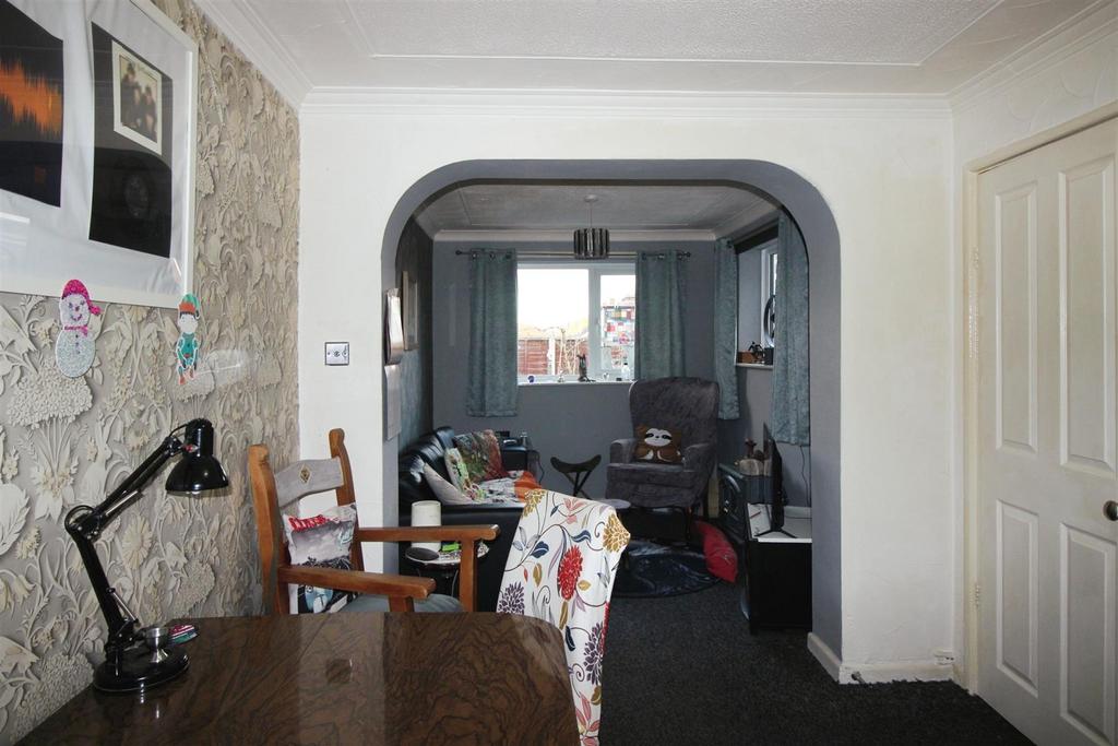 Open Plan Dining Room/ Sitting area