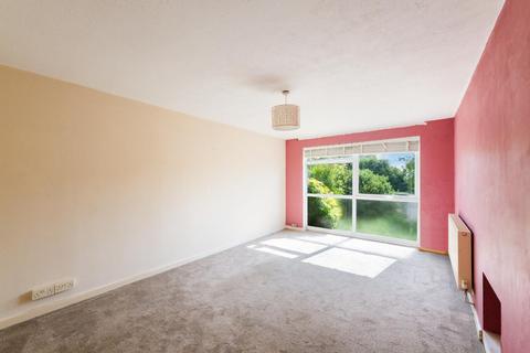 2 bedroom flat for sale, Larch Crescent, Ewell