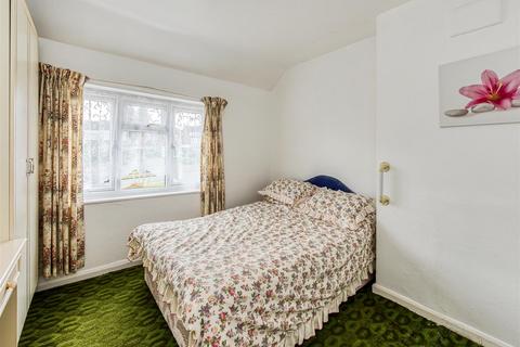51 Common Road, Wombourne, Wolverhampton, WV5 0HE