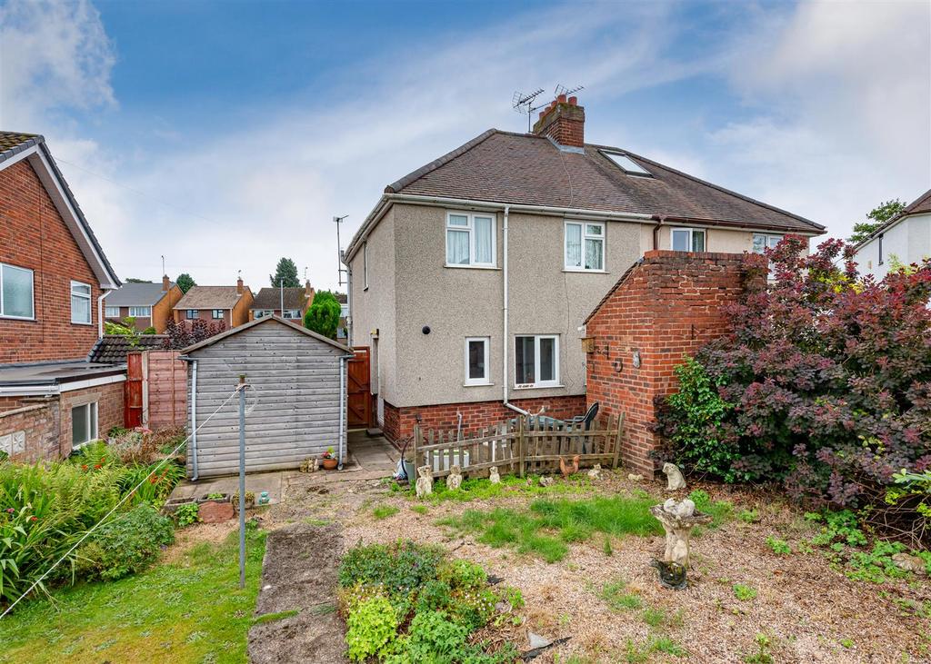 51 Common Road-Garden 1.jpg