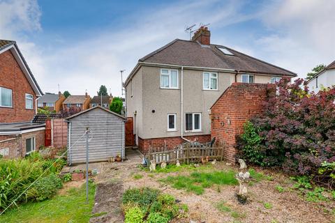 51 Common Road, Wombourne, Wolverhampton, WV5 0HE