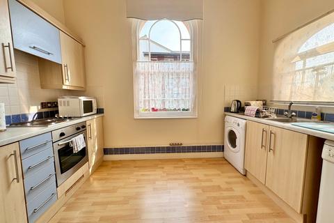 2 bedroom maisonette for sale, Woodberry Way, Walton on the Naze, CO14