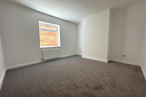 49 Bristol Road, Chippenham, SN15 1NT