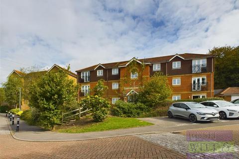 2 bedroom flat for sale, Helmsman Rise, St. Leonards-On-Sea