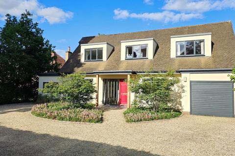 3 bedroom detached house for sale, Donnington Square, Newbury RG14