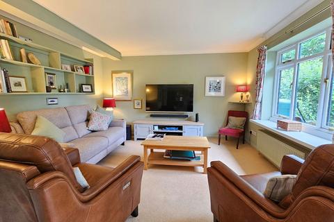 3 bedroom detached house for sale, Donnington Square, Newbury RG14