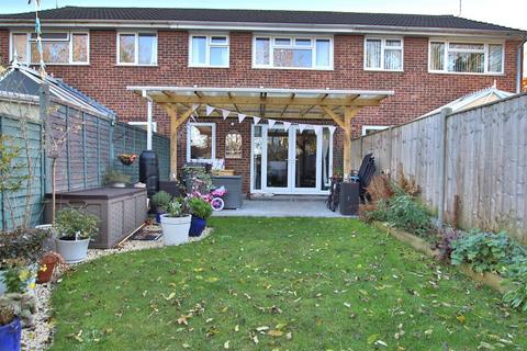 3 bedroom terraced house for sale, Springfield, Tewkesbury