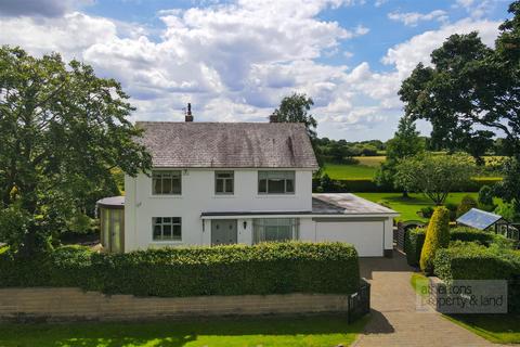 3 bedroom detached house for sale, Osbaldeston Lane, Blackburn BB2