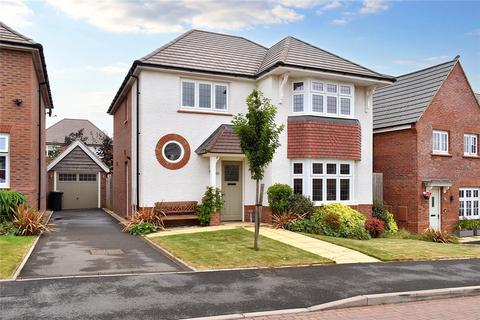 3 bedroom detached house for sale, Lark Piece, Worcestershire WR9