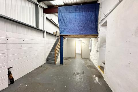 Industrial unit to rent, Rounceval Street, Chipping Sodbury, Bristol, Gloucestershire, BS37