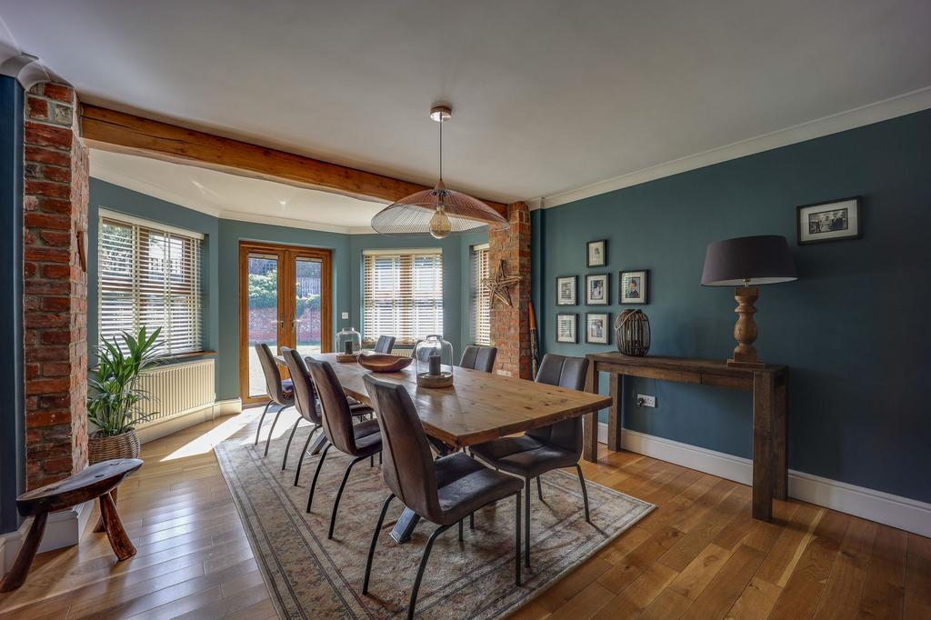 Family/Dining Room