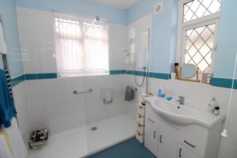 16 Pickhurst Mead, Bromley, BR2 7QR
