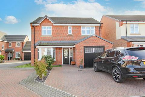 Heatherfields Crescent, New Rossington, Doncaster, DN11