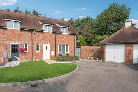 2 bedroom semi-detached house for sale, Great North Road, St Neots PE19