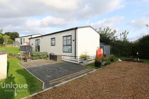 1 bedroom lodge for sale, Pool Brow Caravan Park, Poolfoot Lane, Poulton-le-Fylde, FY6