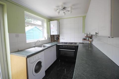 2 bedroom semi-detached house for sale, Butts Road, Southampton