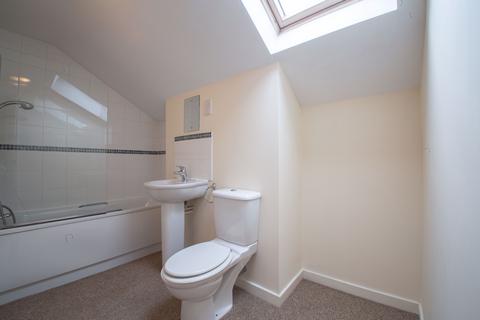 2 bedroom flat for sale, Valley Park View, Peterborough PE2