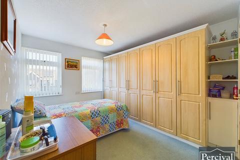 37 Lancer Way, Billericay, CM12 0XA