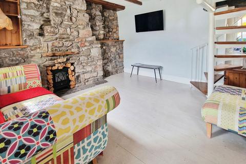 2 bedroom cottage for sale, Brickyard, Porthcawl CF36