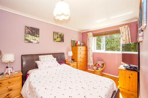 3 bedroom terraced house for sale, Kent Road, St. Leonards-On-Sea