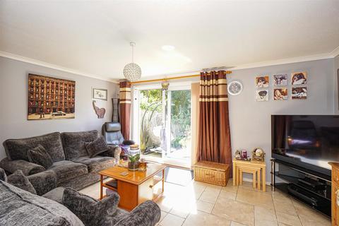 3 bedroom terraced house for sale, Kent Road, St. Leonards-On-Sea