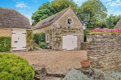 2 bedroom barn conversion to rent, Duntisbourne Abbots GL7