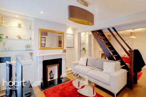 undefined, Cliffe Road, South croydon