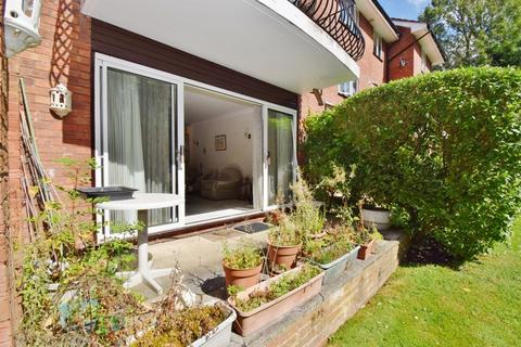 Flat 2, Elmcote, 637 Uxbridge Road, Pinner, HA5 3YZ