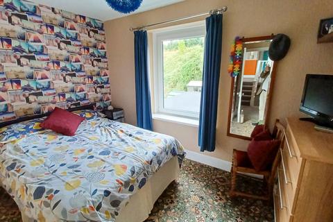 98 Avenue Road, Torquay, TQ2 5LF