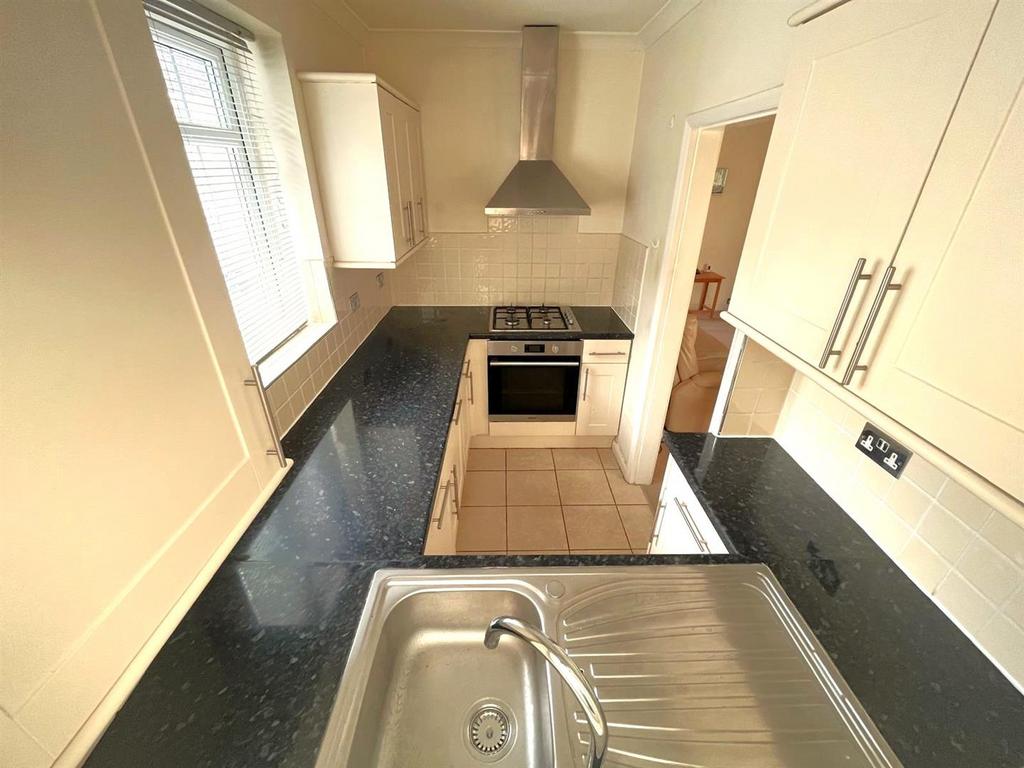 Fitted kitchen