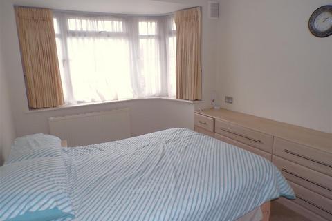 8 Eynsford Close, Petts Wood, Orpington, BR5 1DP