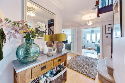 4 Chestnut Walk, Chalfont St Peter, Gerrards Cross, SL9 0BJ