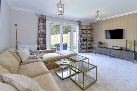 3 bedroom link detached house for sale, Wheeler Lane, Godalming GU8