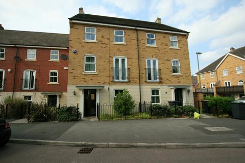 4 bedroom semi-detached house to rent, Alderman Close, Beeston, Nottingham, NG9 2RH