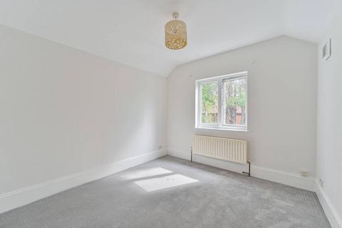 2 bedroom flat to rent, Westwell Road, Streatham Common, London, SW16