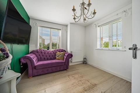 30 Townsend Road, Witney, OX29 7AR